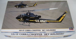 画像1: 1/72　AH-1F　コブラ　チョッパー　’スカイ　ソルジャーズ’ (1)