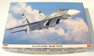 画像1: 1/72　Su-27　フランカー　’シャークティース’ (1)