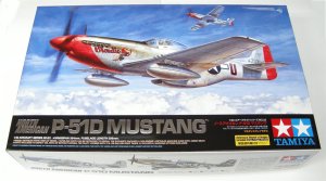 画像1: 1/32　ノースアメリカン　P-51D　マスタング (1)