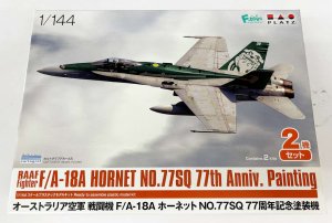 画像1: 1/144　オーストラリア空軍　F/A-18A　ホーネット　NO.77SQ　77周年記念塗装機（2機セット） (1)
